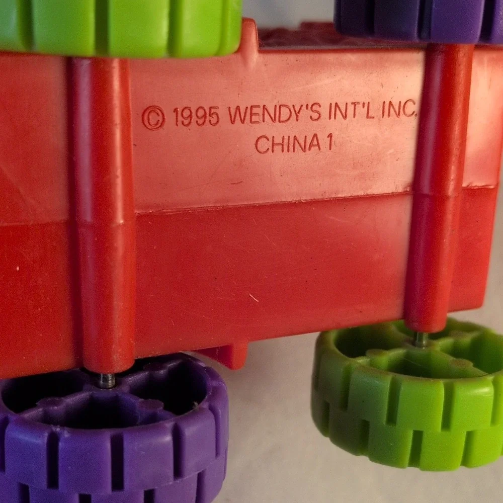 Wendy's Circus Toy Truck 1995 Red Giraffe Fast Food Premium